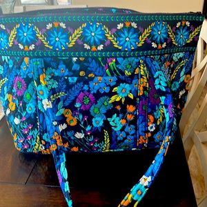 Vera Bradley travel tote